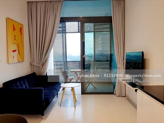 ROBIN SUITES
