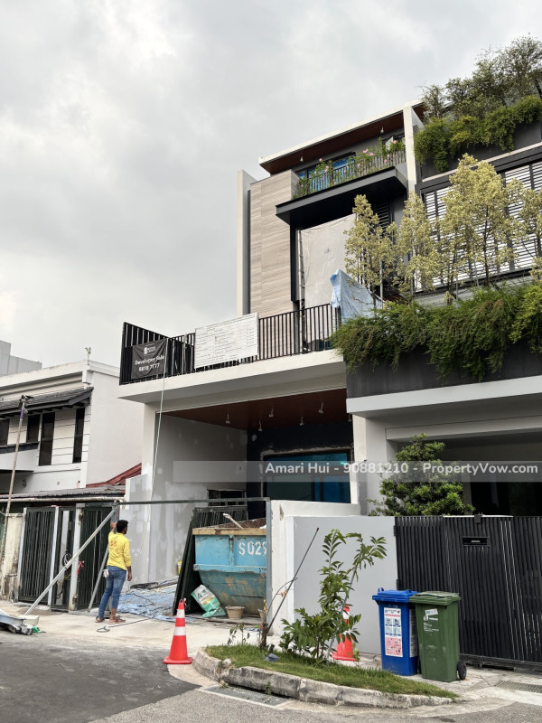 SEMBAWANG TERRACE FOR SALE